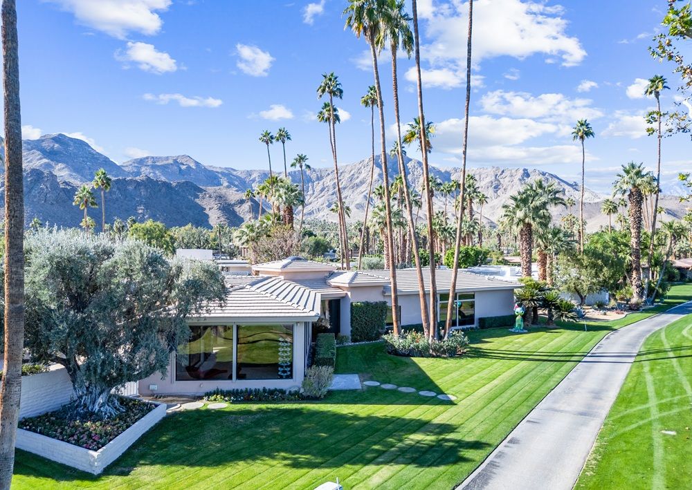 Stunning Estate Like No Other