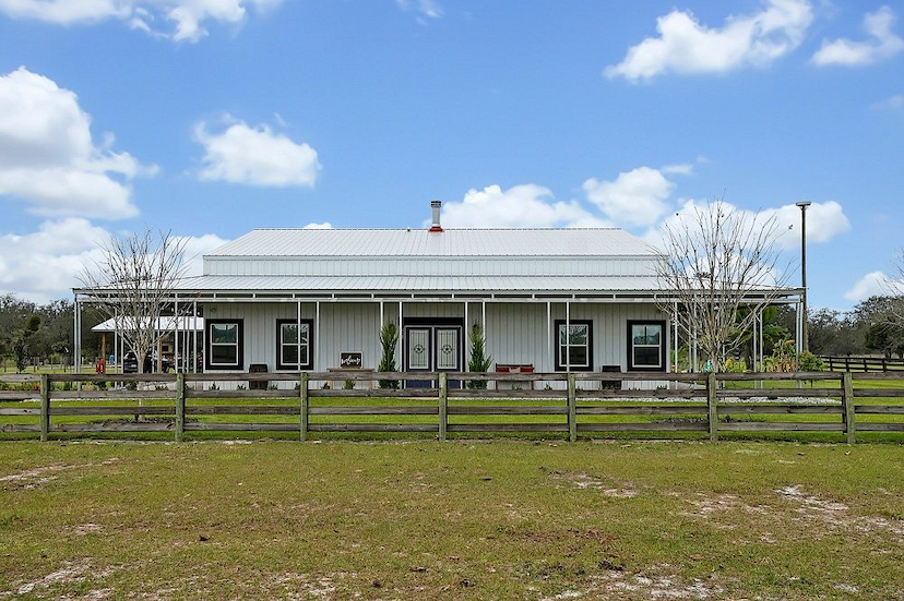 Lakefront, Acreage And Privacy