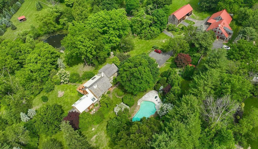 705 Schoffers Rd