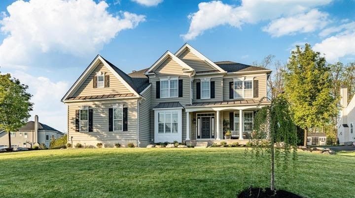115 Chestnut Ln