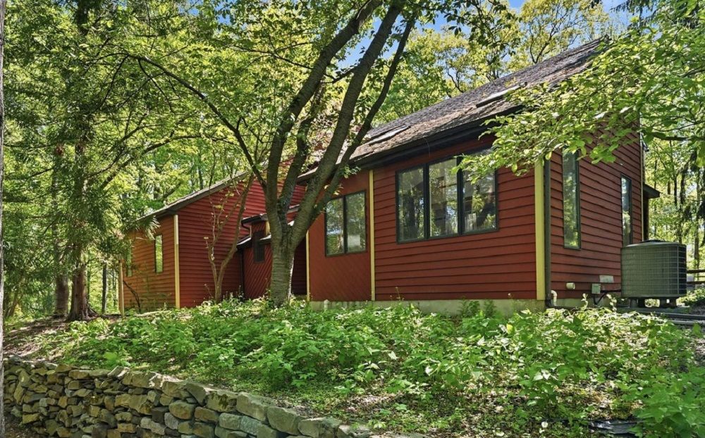 Wonderful Opportunity With Pool In New Hope-solebury School District