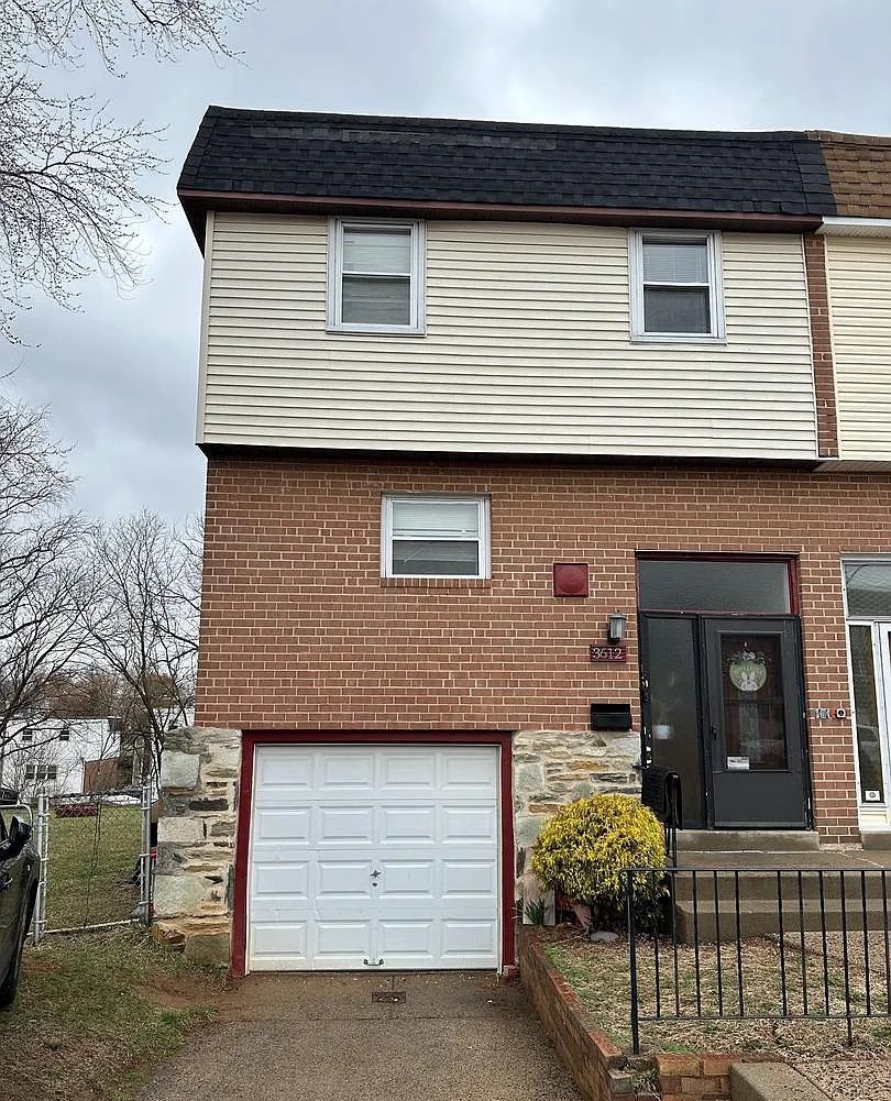 3612 Sussex Ln