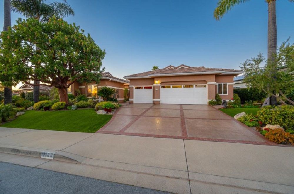 1160 Oakmont Pl