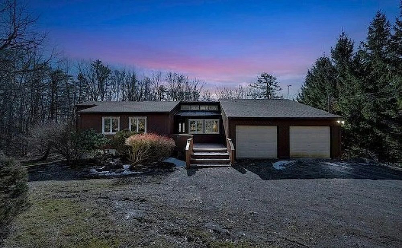 181 Williams Ln