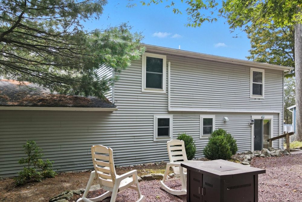 2554 Waterfront Drive