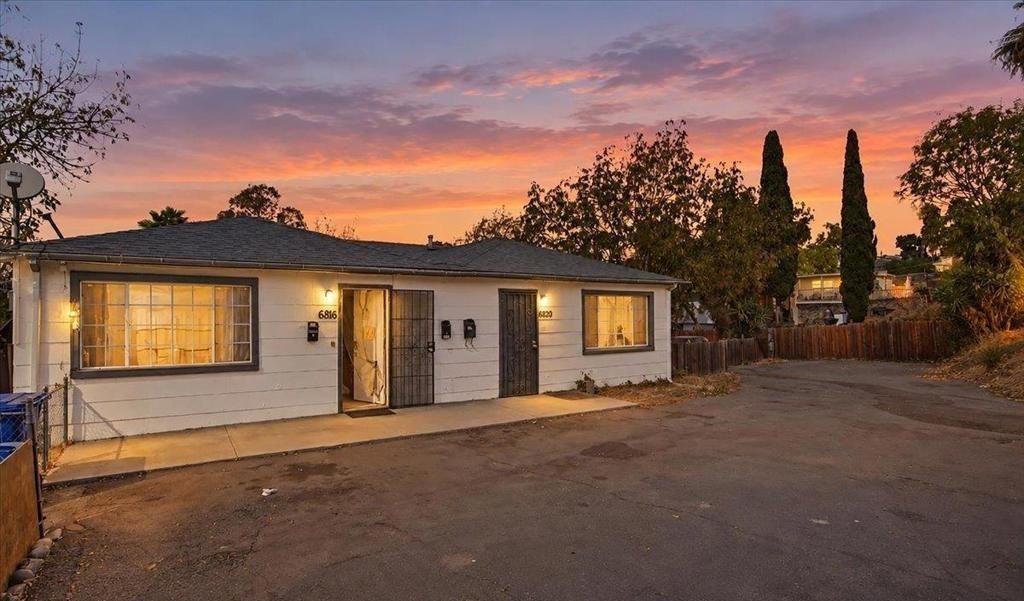 Three Residences. One Expansive Parcel. Multiple Possibilities