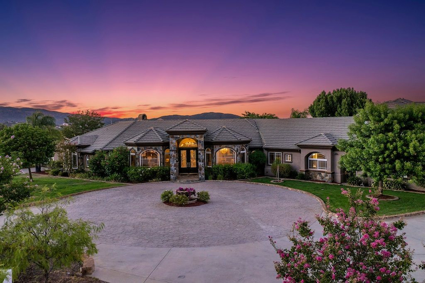 20420 Wendy Ln