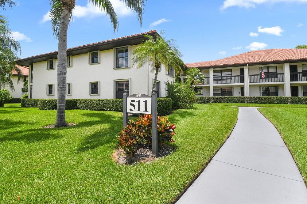 511 SW South River Drive