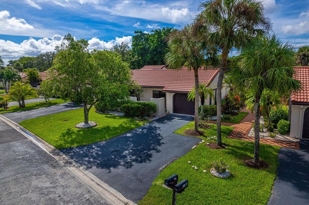 8008 Eastlake Dr Villa 12