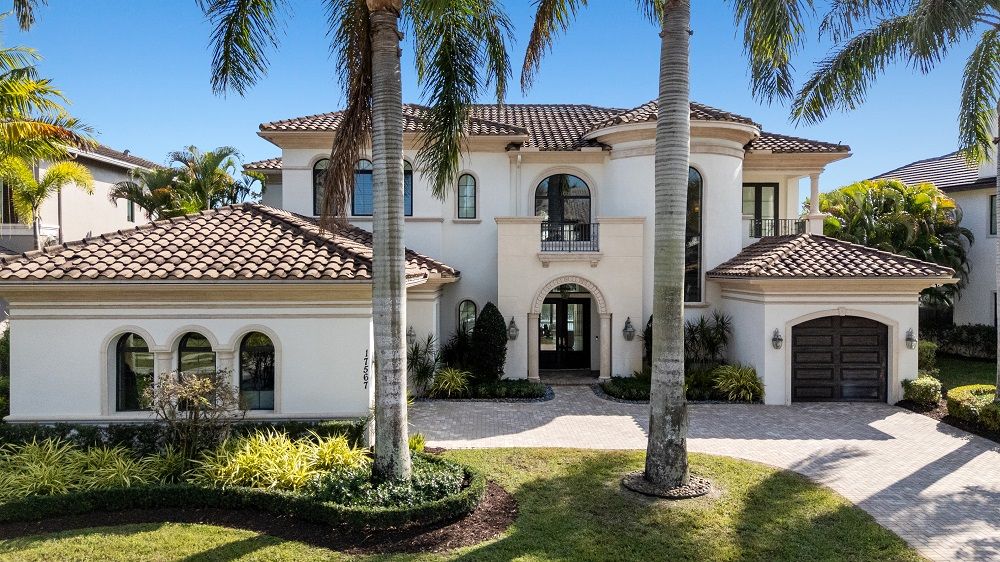 Timeless Lakefront Estate Living