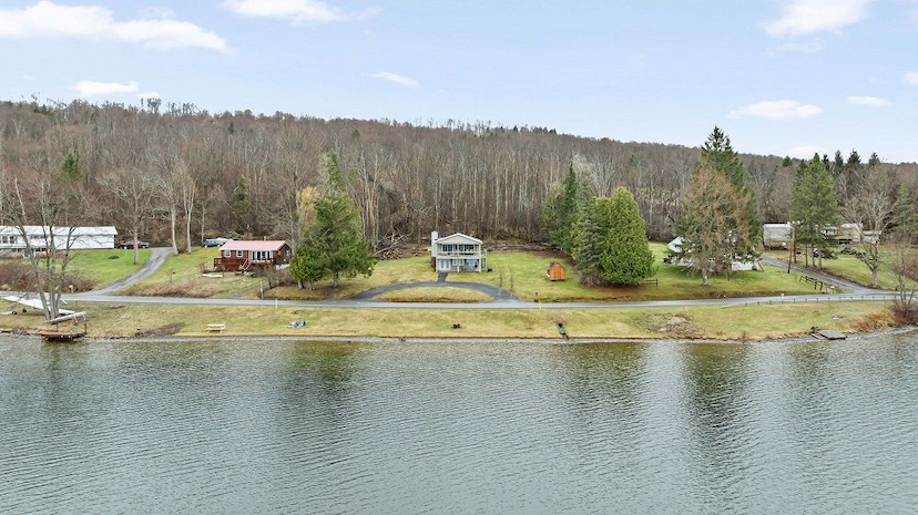 6186 Reservoir Road