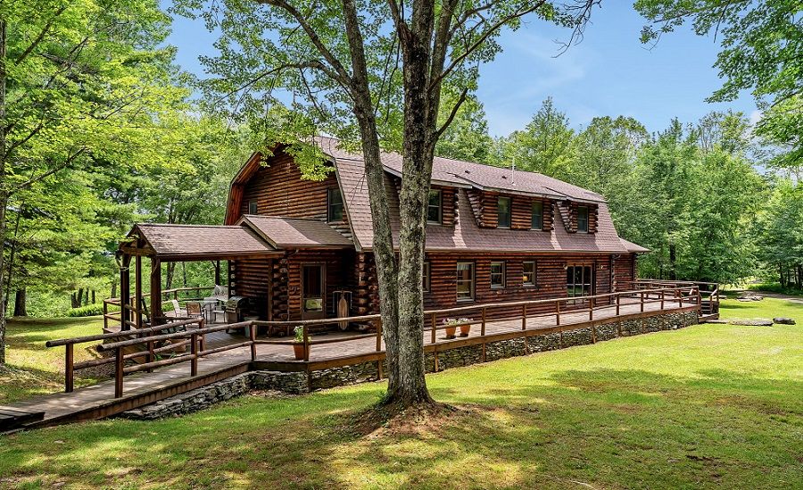 Serene Mountain Haven