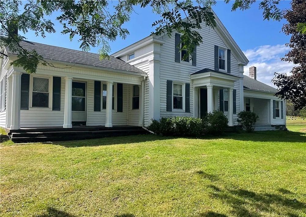 Scenic Farm Estate Blending Comfort, Charm & Opportunity