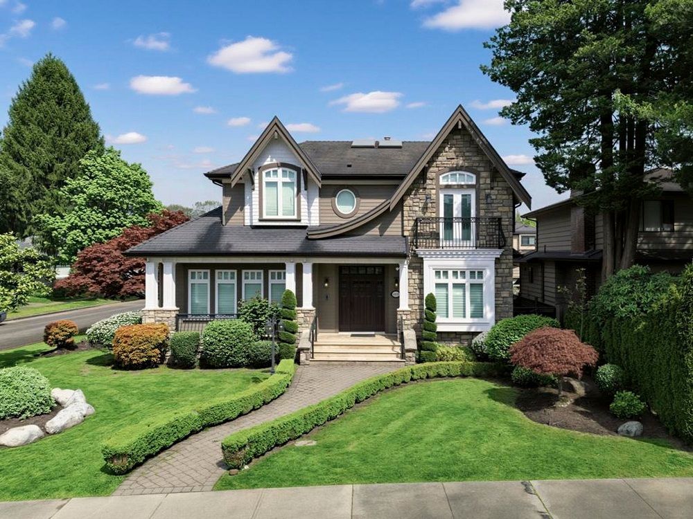 Luxury Residence In Quilchena!