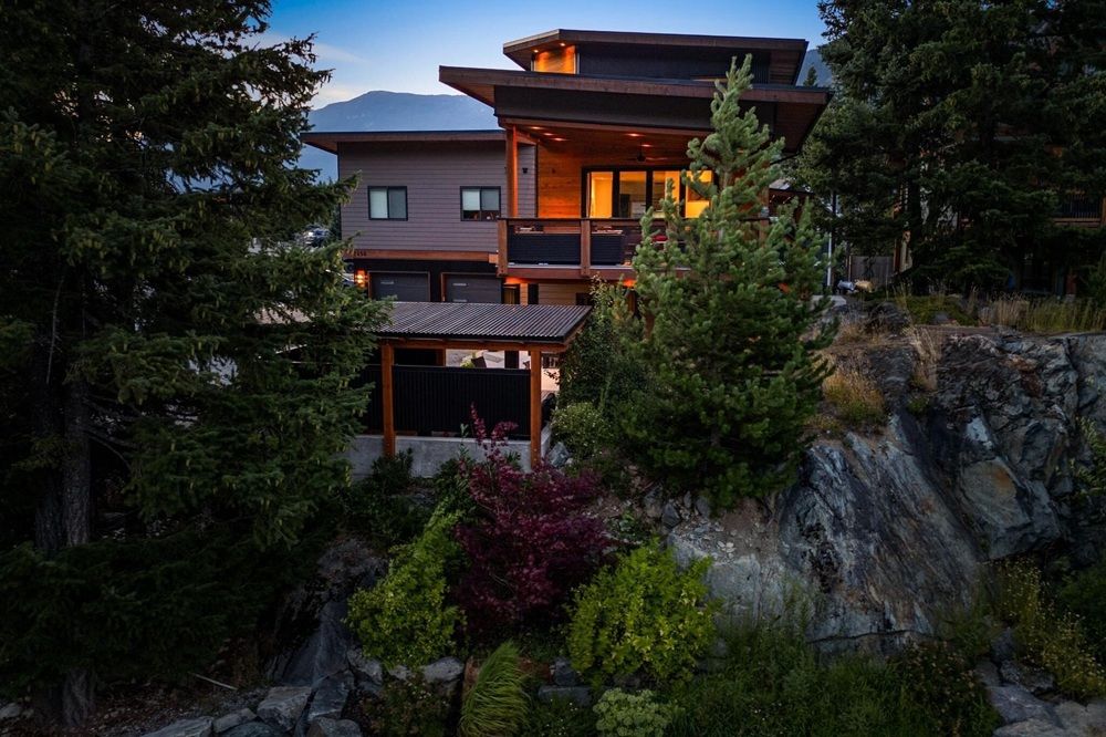 Your Ultimate Mountain Retreat In Pemberton