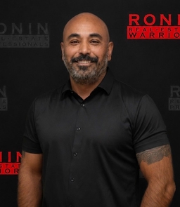 Robert Quintero
