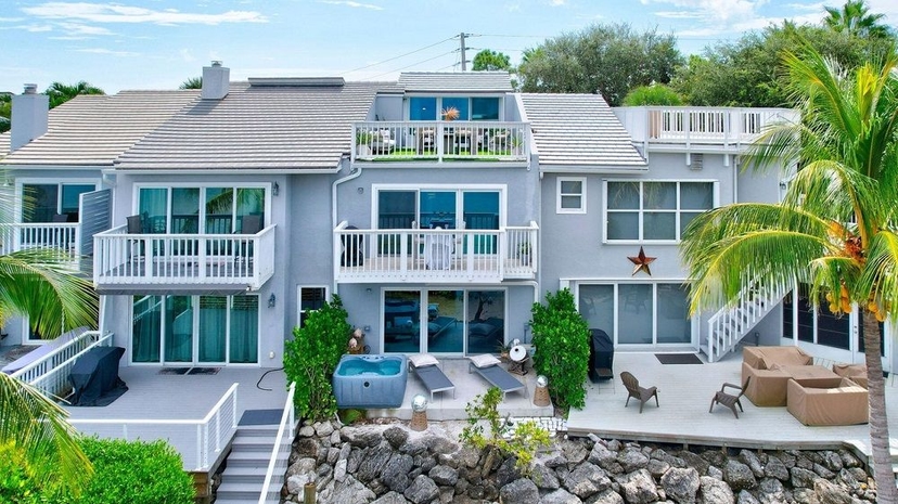 Turn-Key Waterfront Living!