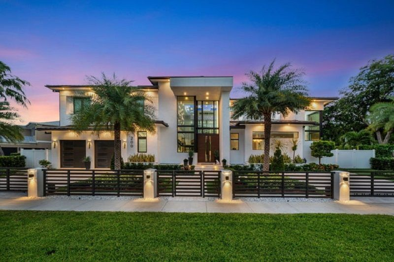 Pedestrian Friendly Luxury Living In The Heart Of Boca Raton