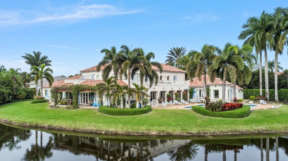 Palm Beach Polo Club | Fairway Island Drive