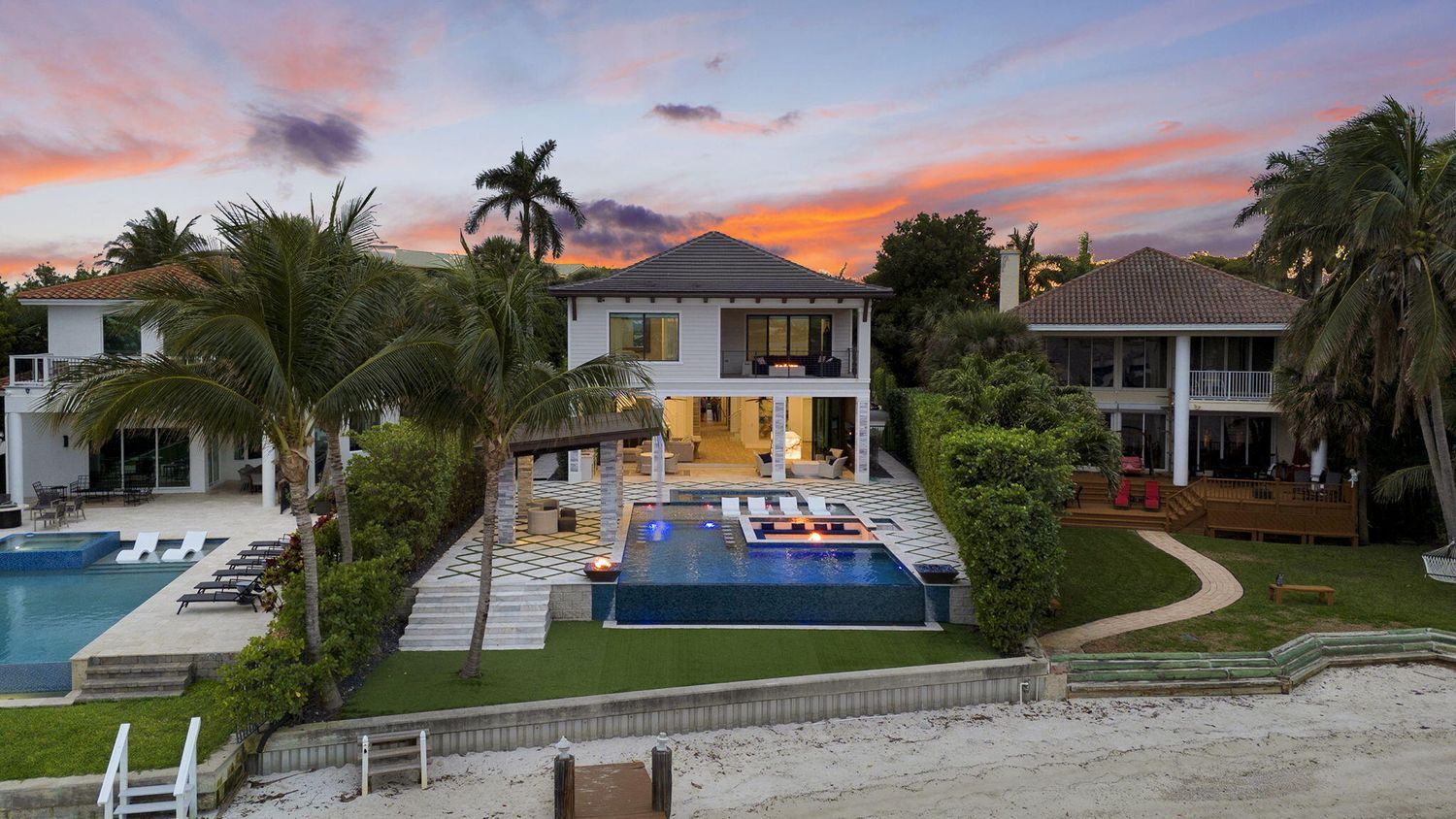Luxury Waterfront Oasis