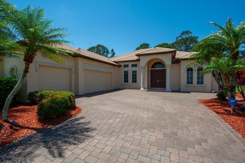 Luxury Gated Retreat