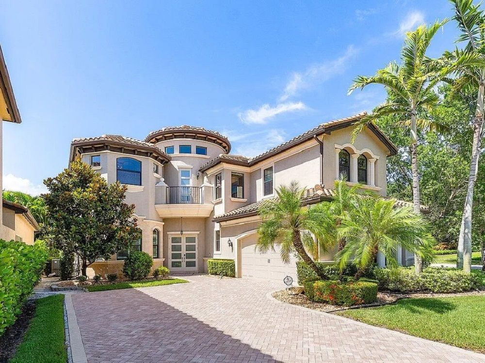 8199 Lost Creek Lane