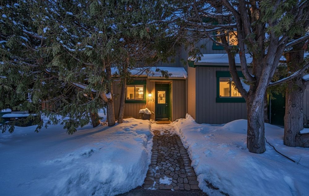 End Unit Townhouse