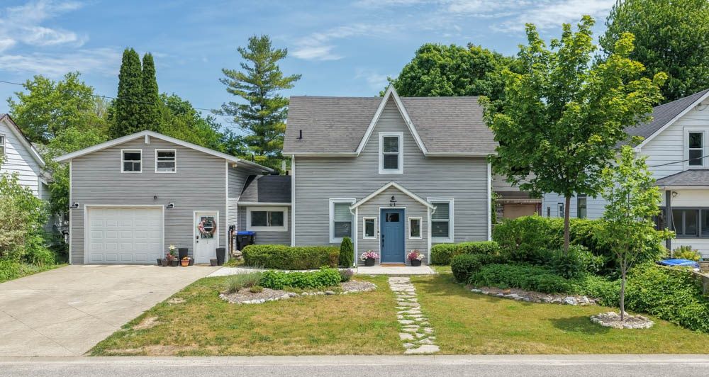 Legal Duplex With Commercial Zoning