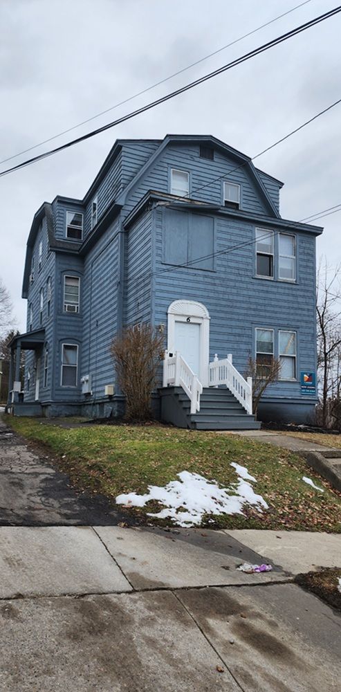 6 Monroe St