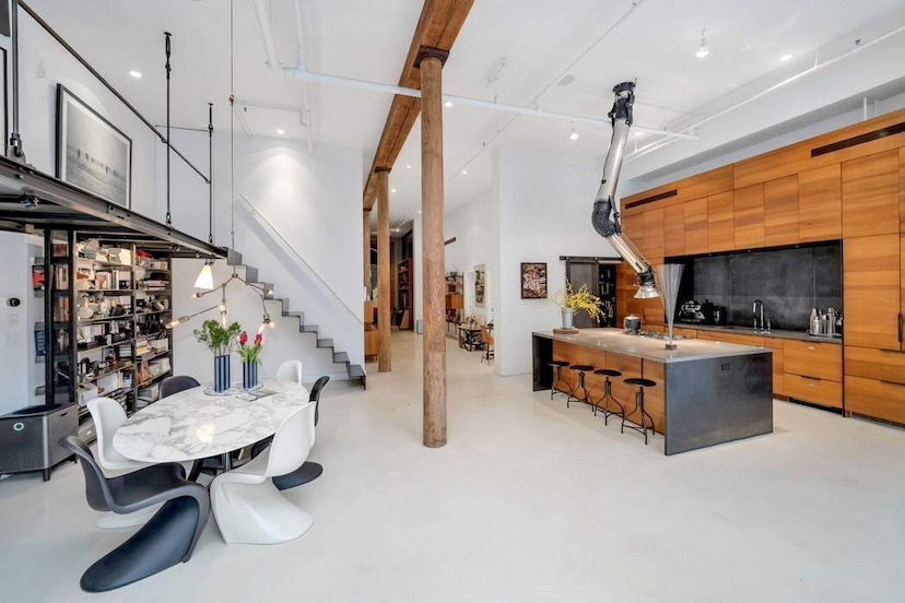 Massive Flatiron Loft