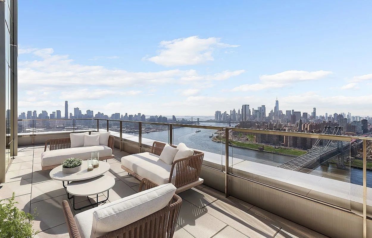 Luxury Condominiums On The Williamsburg Waterfront