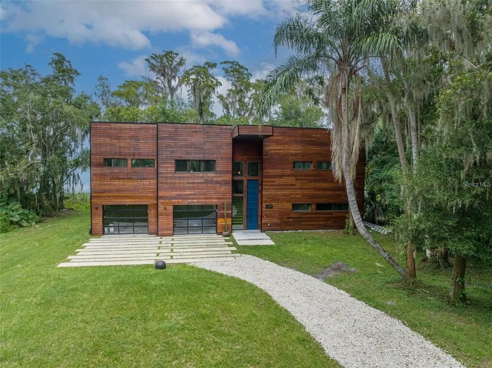 Beautiful Brazilian Hardwood Sided House