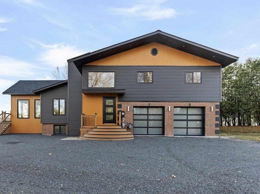 Remarkable Waterfront In The Core Of Sault Ste. Marie!