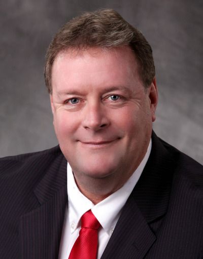 Stephen D Schwering