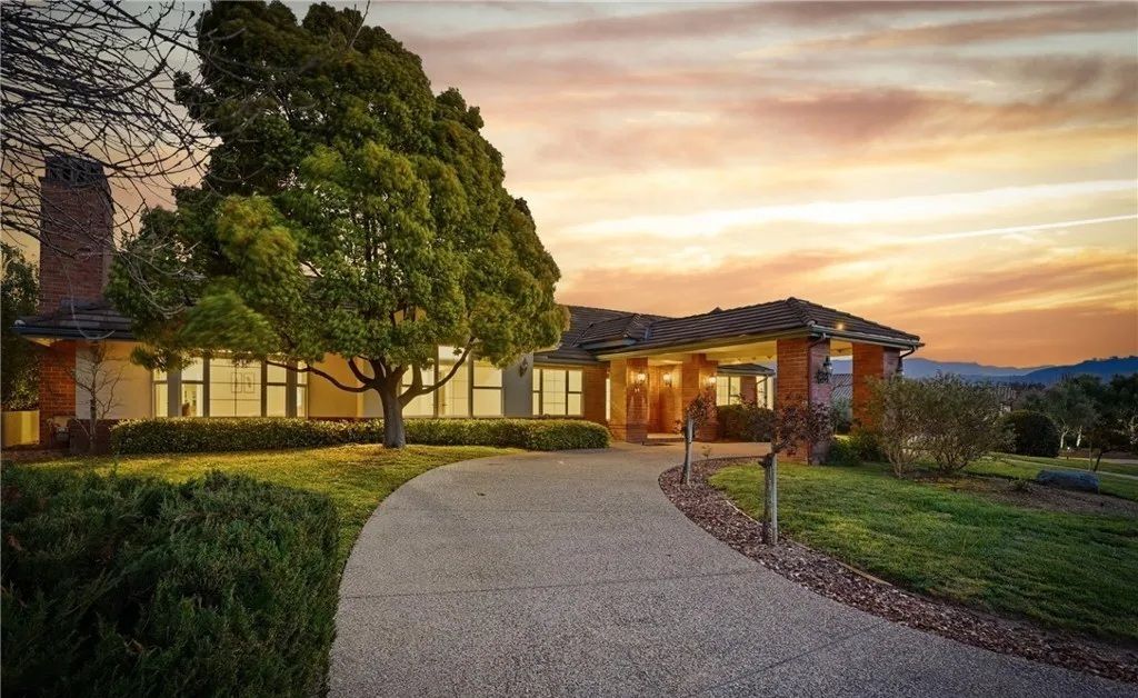 312 Freya Drive