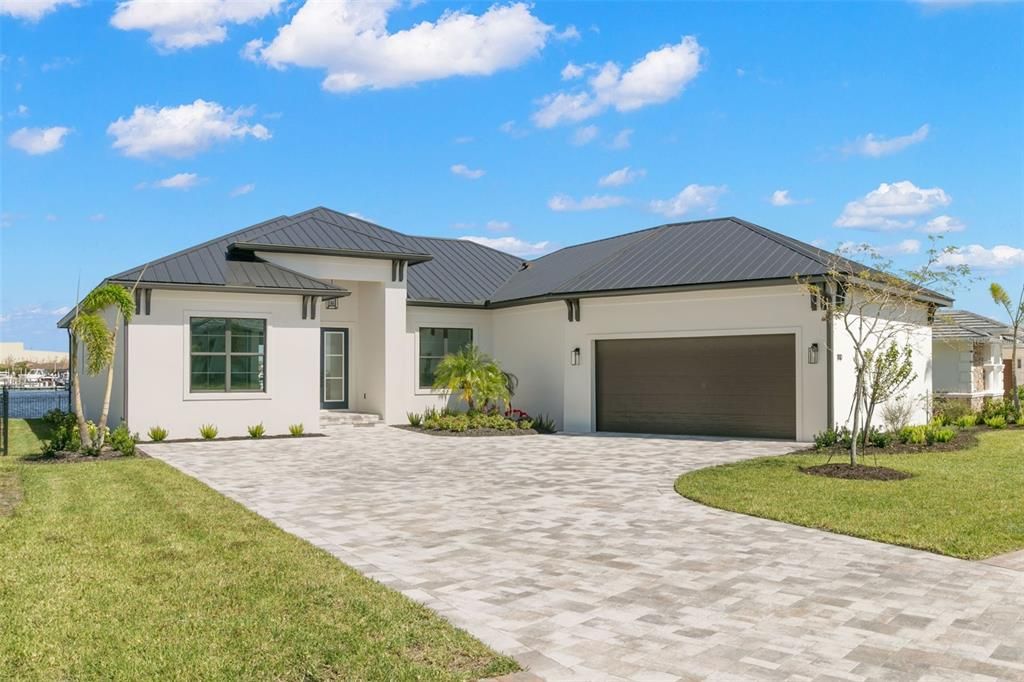 Welcome To Waterside At Sanctuary Cove