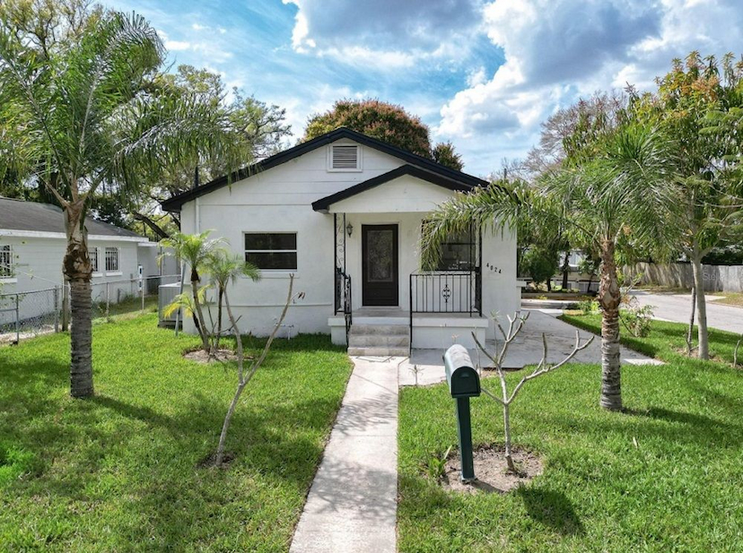 4024 N. Seminole Ave