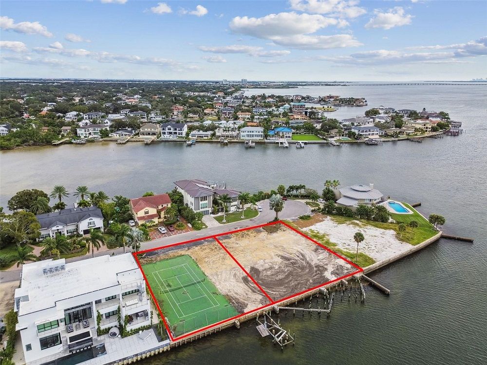 200’ Waterfront