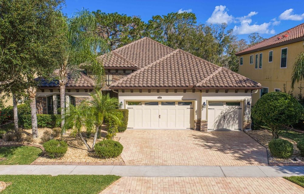 Turnkey Executive Residence On Premium Conservation Lot