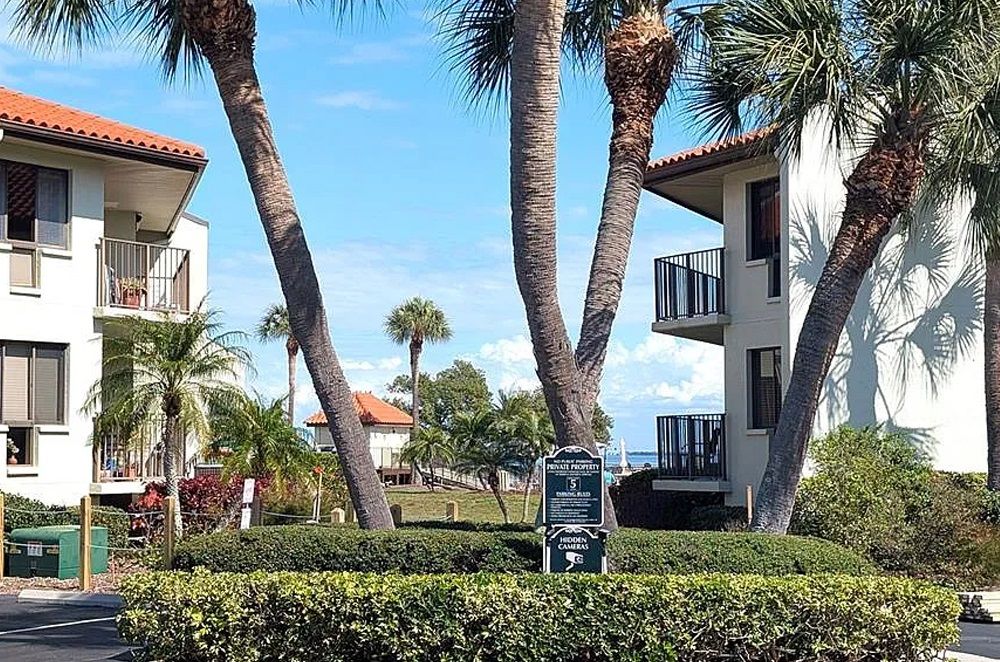 1515 Pinellas Bayway S #46