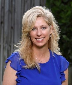 Toni Reinhart