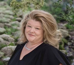 Tracey Lynne Lightfoot