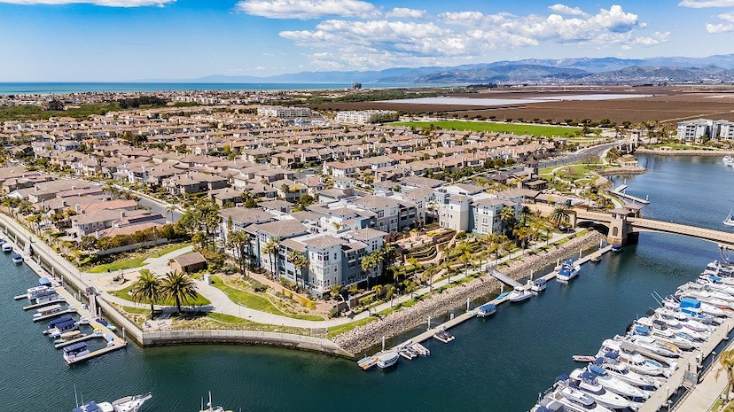 Premium Waterfront View And Location!