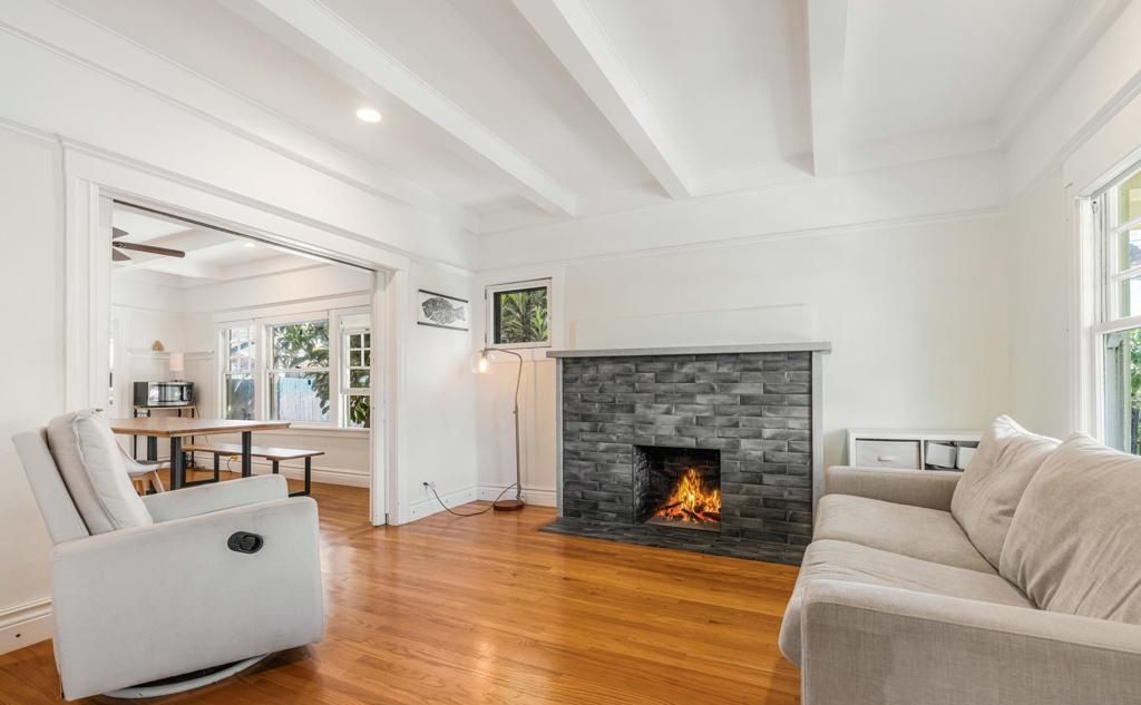 Craftsman Home In Los Angeles