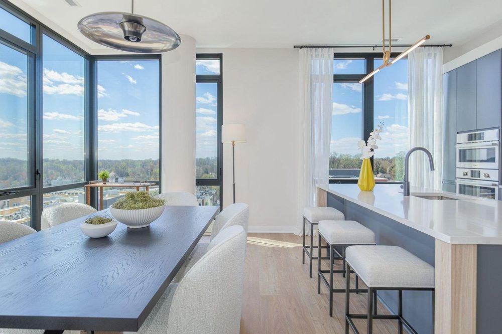 A Penthouse Perspective On Life At The Oak