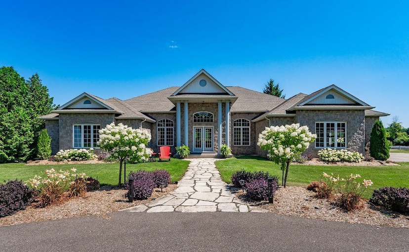Elegant Bungalow