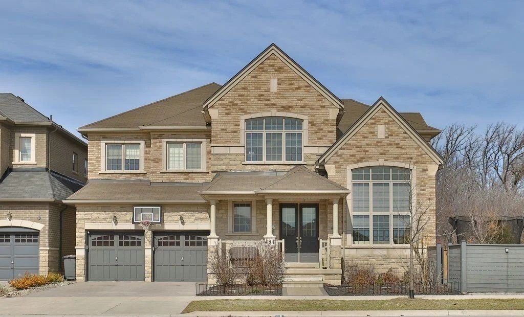Exquisite Family Home | Ravine