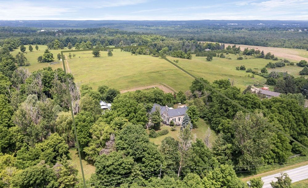 Large Century Stone Farmhouse On 10 Organic Acres