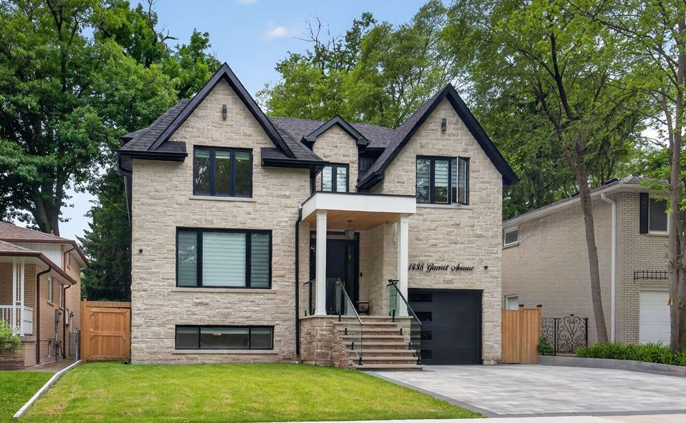 Newly Built Luxury Residence