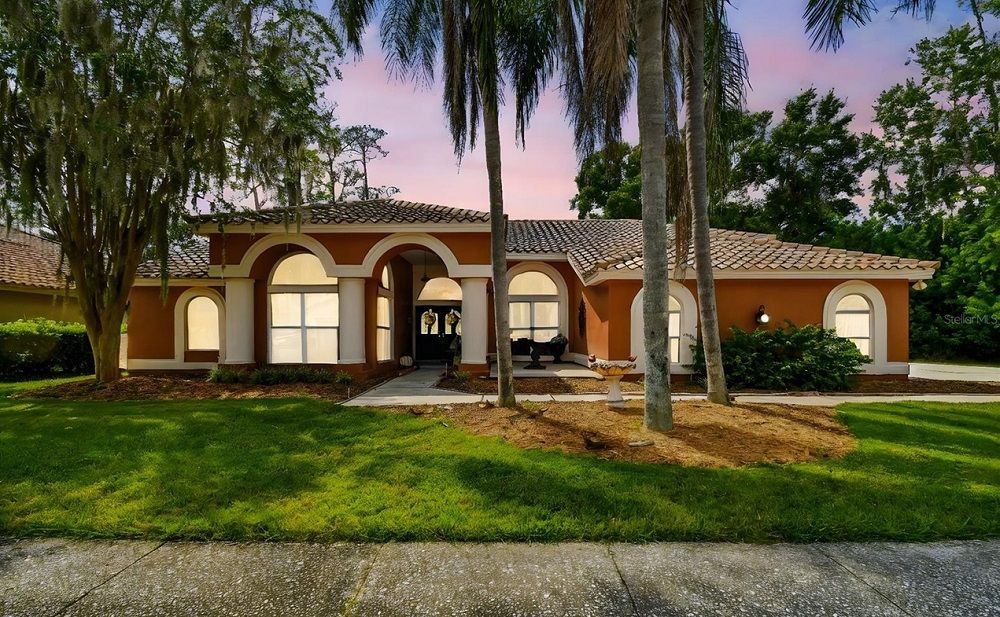 Elegant Pool Home